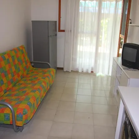 Spacious Flat Surrounded By Nature - Beahost Apartment *