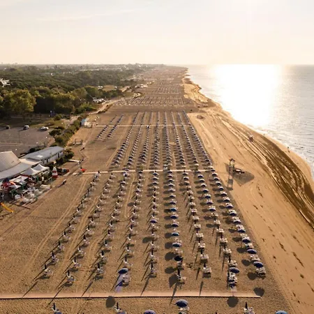 Daire Spacious Flat Surrounded By Nature - Beahost Bibione