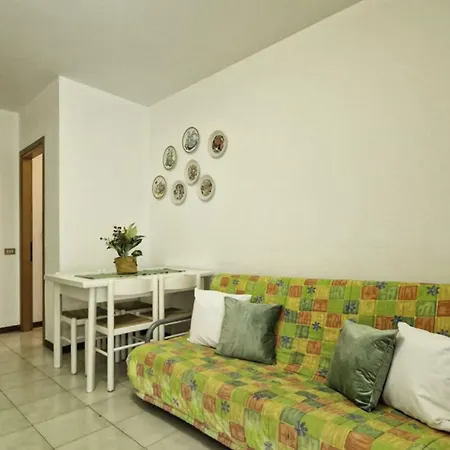 Apartament Spacious Flat Surrounded By Nature - Beahost