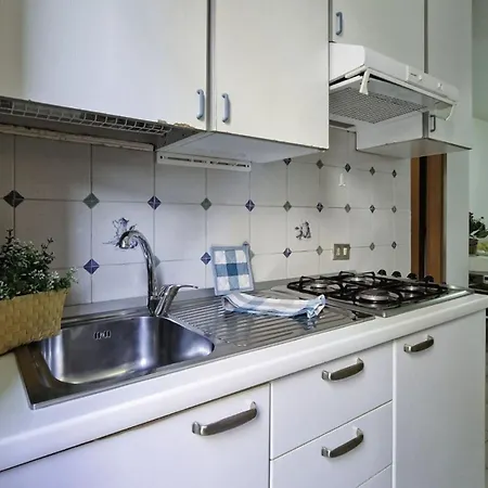 Spacious Flat Surrounded By Nature - Beahost Apartament *