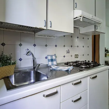 Spacious Flat Surrounded By Nature - Beahost Apartament *